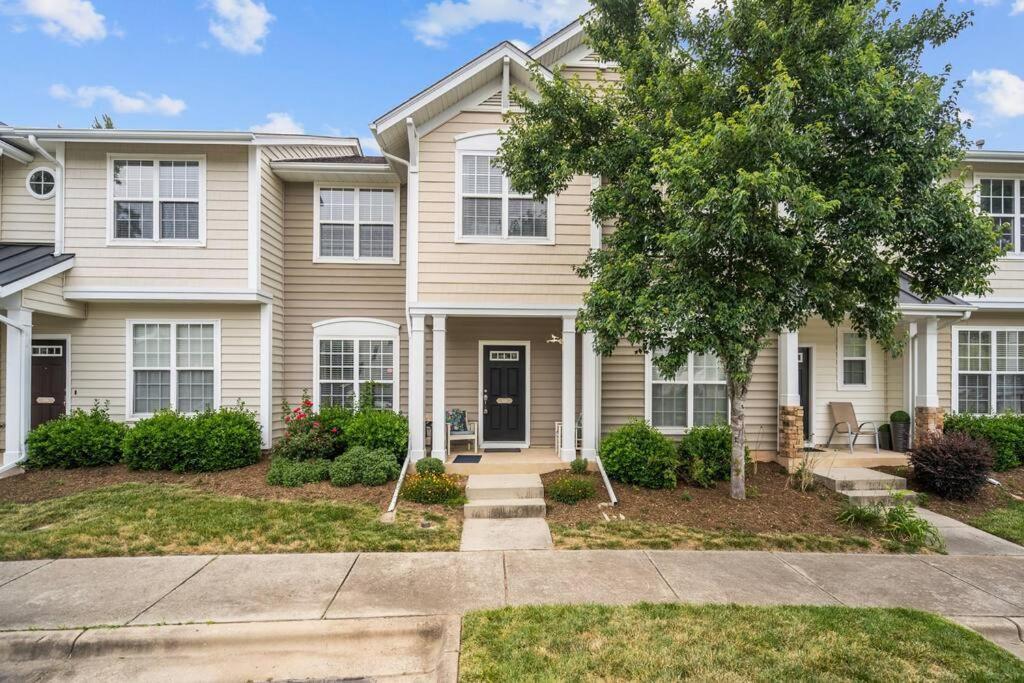 Peaceful, Townhome In Hope Valley Farms Durham Esterno foto